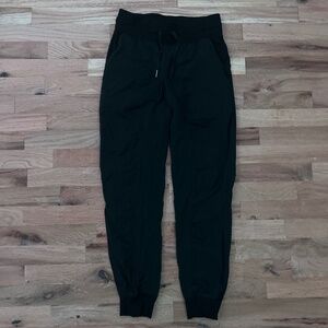 Lululemon black jogger